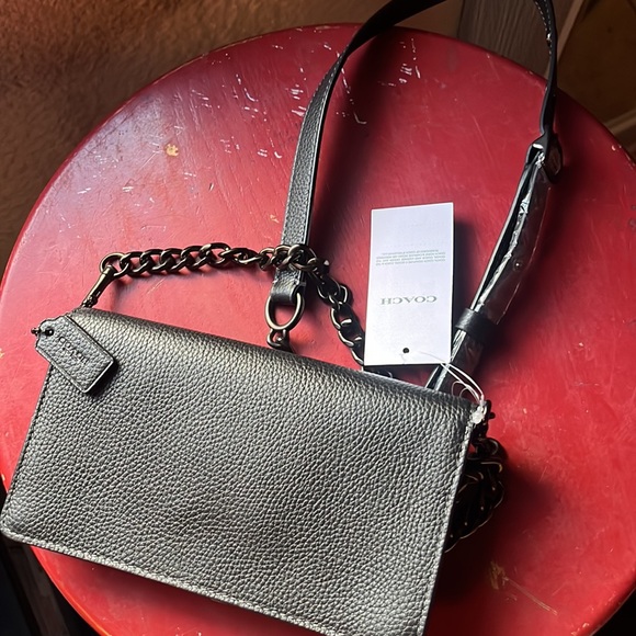 Coach - Picture 4 of 4